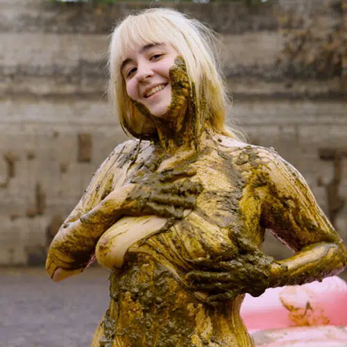 Lyndra Lynn's Manure Pool