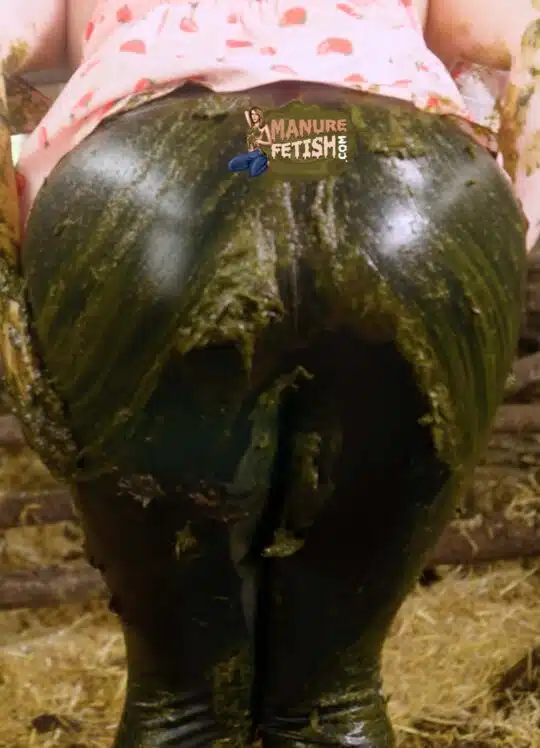 Lyndra Lynn’s Shiny Leggings - Image 3
