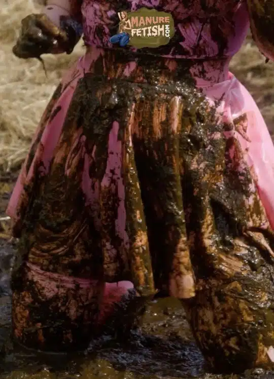 Lyndra Lynn’s Pink Latex Skirt - Image 3
