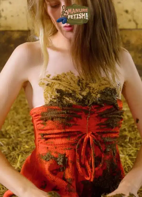Maria Anjel´s Red Top - Image 3